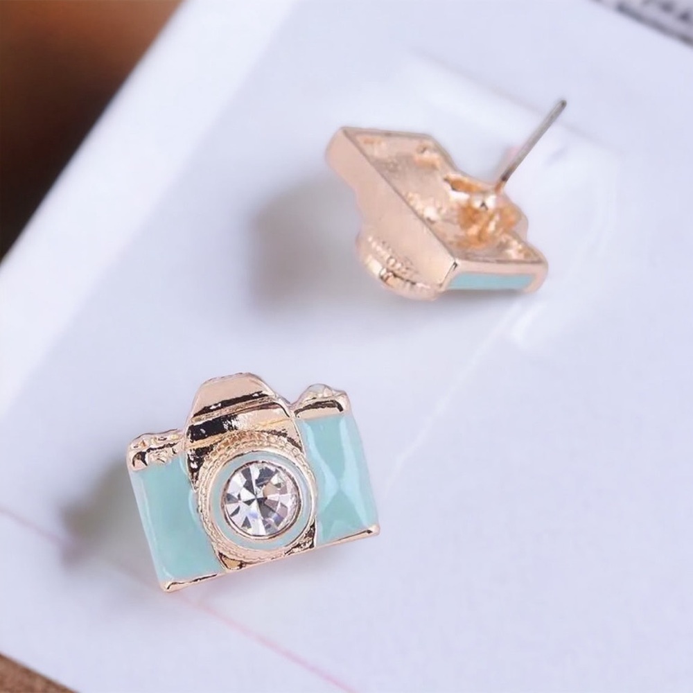 Shimmering Blue Camera Studs - Capture Every Moment in Style! NWT Stud Earrings - Picture 3 of 4